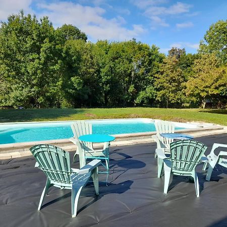 Semillac Domaine Du Grand Ormeau Bed & Breakfast エクステリア 写真