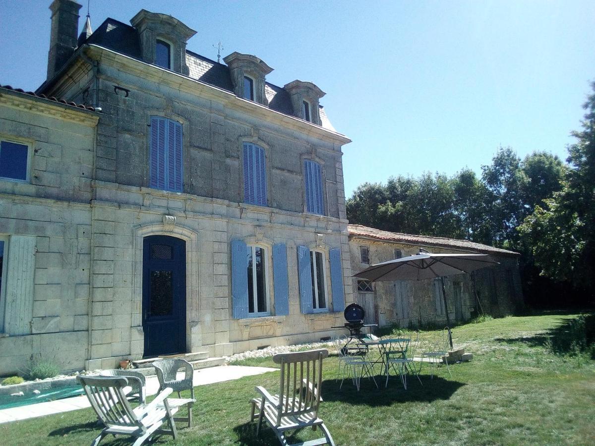 Semillac Domaine Du Grand Ormeau Bed & Breakfast エクステリア 写真