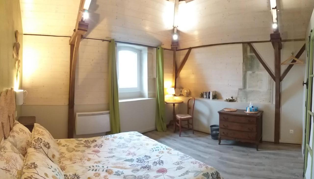 Semillac Domaine Du Grand Ormeau Bed & Breakfast 部屋 写真