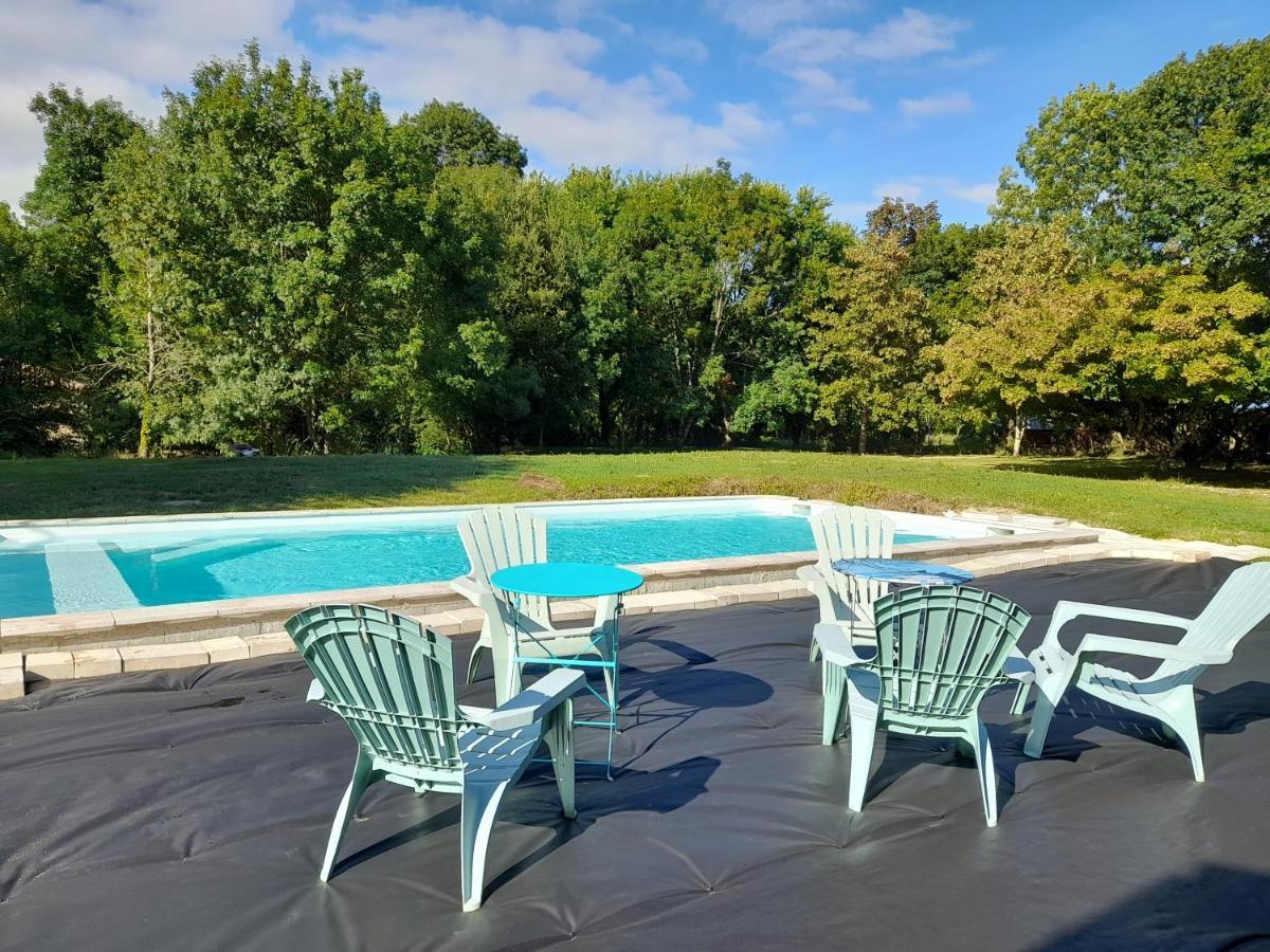 Semillac Domaine Du Grand Ormeau Bed & Breakfast エクステリア 写真