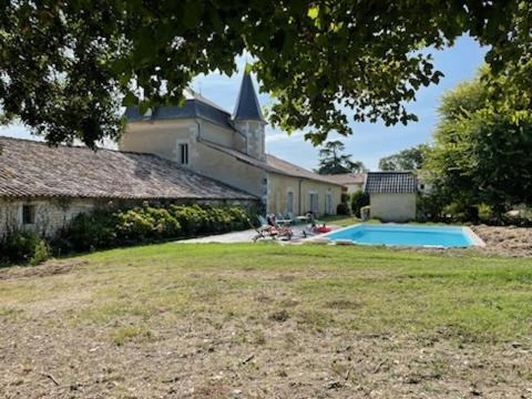 Semillac Domaine Du Grand Ormeau Bed & Breakfast エクステリア 写真